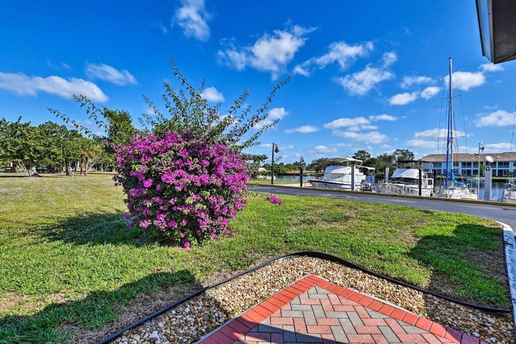 Marina Getaway On The Water! Apartment North North Naples Екстериор снимка