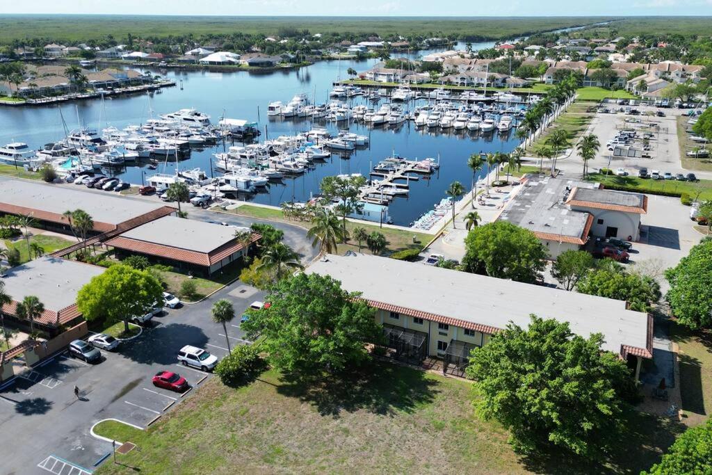 Marina Getaway On The Water! Apartment North North Naples Екстериор снимка