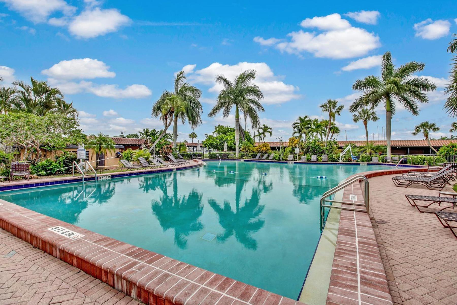 Marina Getaway On The Water! Apartment North North Naples Екстериор снимка