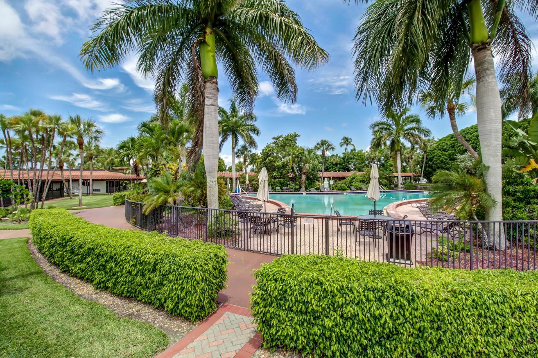 Marina Getaway On The Water! Apartment North North Naples Екстериор снимка