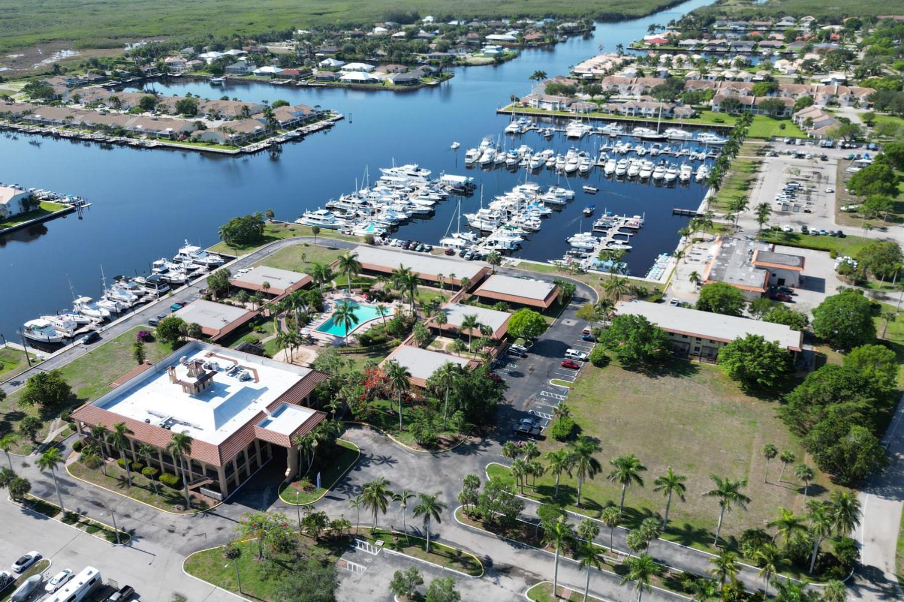 Marina Getaway On The Water! Apartment North North Naples Екстериор снимка
