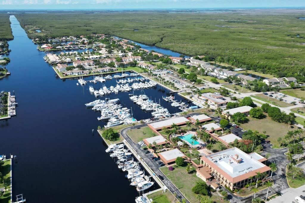 Marina Getaway On The Water! Apartment North North Naples Екстериор снимка